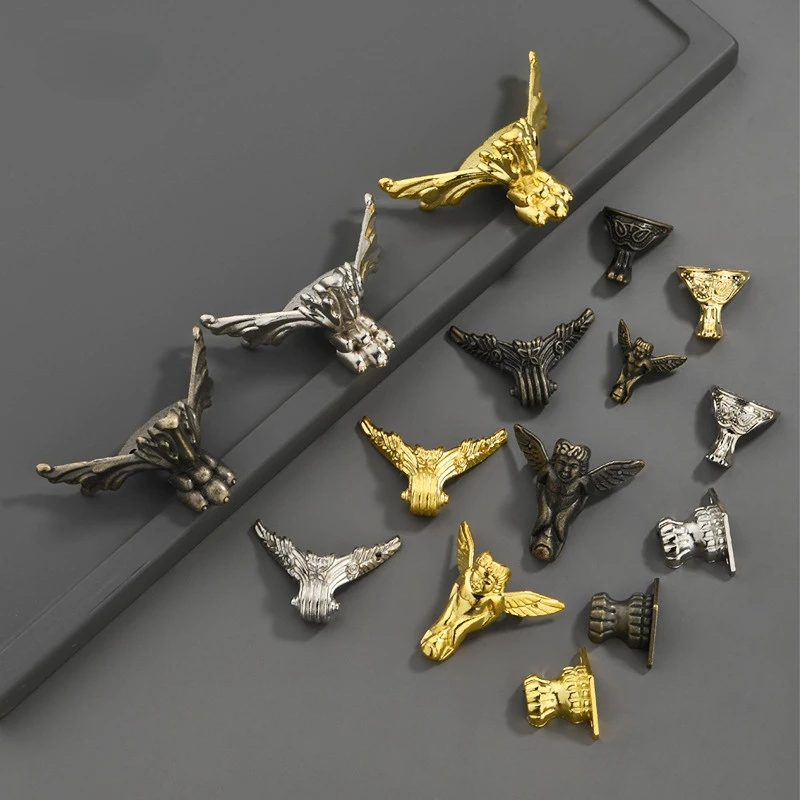 8pcs Antique Corner Brackets Z - Furniture Hardware And Fittings recensie en prijs